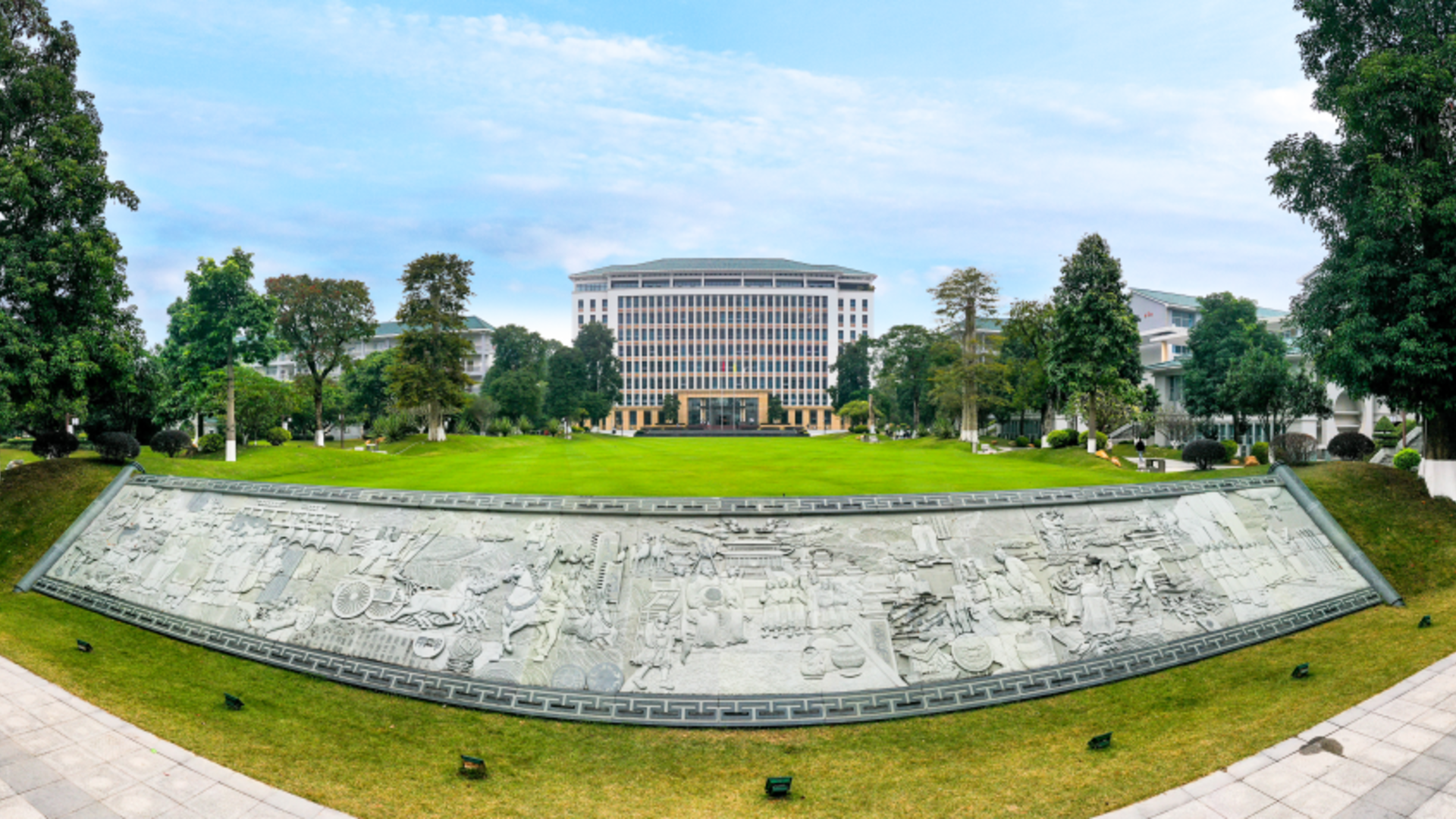 广州华夏职业学院首页图02